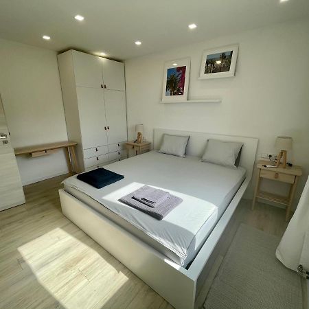 Lambda Holiday Apartments 예세니체 외부 사진